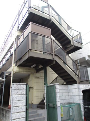 ☆東西線「南行徳駅」徒歩７分　☆閑静な住宅街にあるマンション♪　☆最上階角部屋・陽当たり良好の１ＤＫ　☆室内リフォーム済みで奇麗な内装　　　　