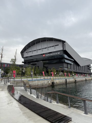 THE FIRST SLAM DUNK COURT IN KOBE